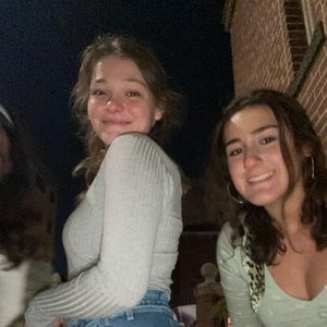 Meet your Posher, Danielle